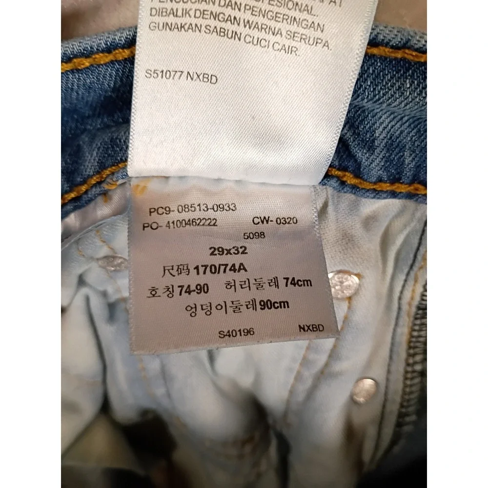 Classic Americana Levi's 513 Mens 29x32 Light Wash Slim Straight Stretch Jeans
